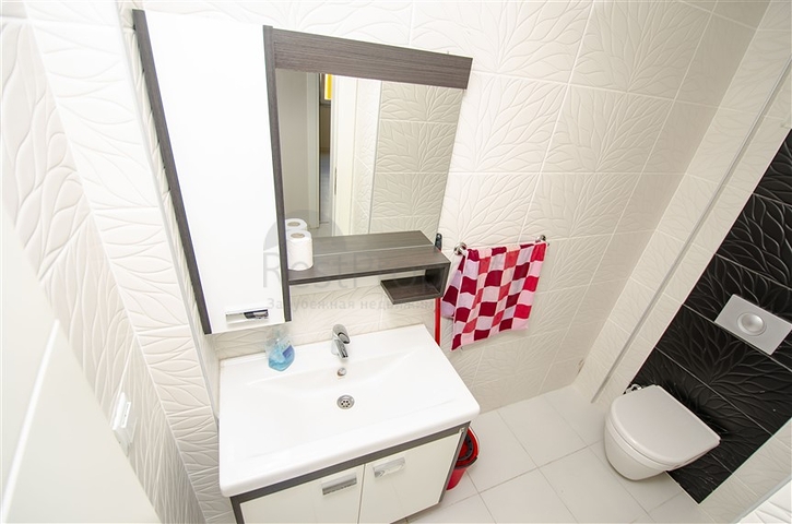 3+1 شقة في مجمع 600 م إلى البحر في منطقة لارا أنطاليا