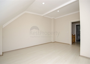 3+1 شقة في مجمع 600 م إلى البحر في منطقة لارا أنطاليا