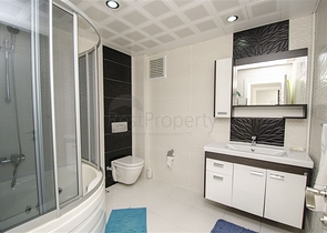 3+1 شقة في مجمع 600 م إلى البحر في منطقة لارا أنطاليا