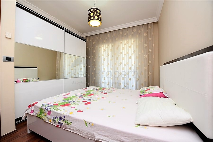 ضمن افخم مجمعات مركز الانيا - شقة مفروشة بتصميم غرفتين وصالة 