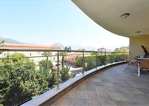 ضمن افخم مجمعات مركز الانيا - شقة مفروشة بتصميم غرفتين وصالة 