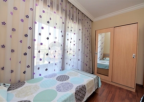 ضمن افخم مجمعات مركز الانيا - شقة مفروشة بتصميم غرفتين وصالة 