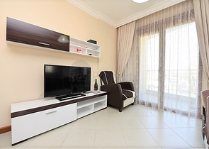 ضمن افخم مجمعات مركز الانيا - شقة مفروشة بتصميم غرفتين وصالة 