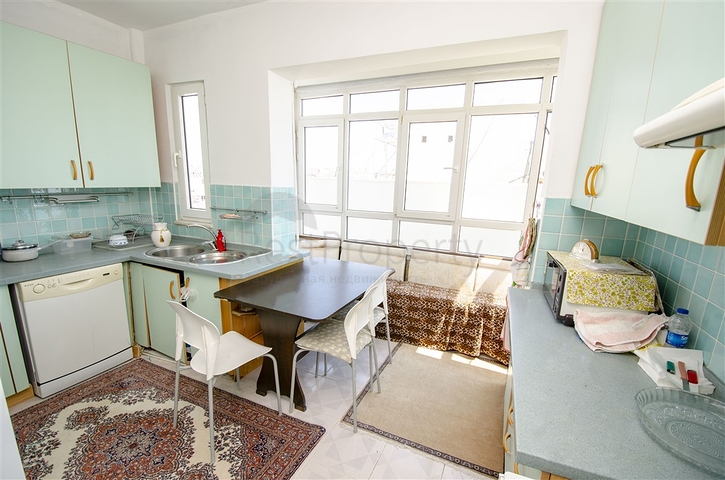 شقة 3 + 1 تطل على البحر الأبيض المتوسط في أنطاليا