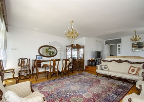 شقة 3 + 1 تطل على البحر الأبيض المتوسط في أنطاليا