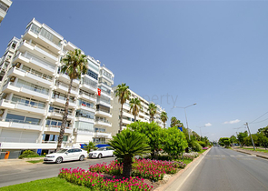 شقة 3 + 1 تطل على البحر الأبيض المتوسط في أنطاليا