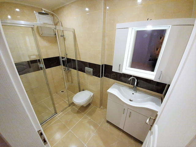 شقة غرفتين وصالة ضمن مجمع سكني في مهموتلار / الانيا 