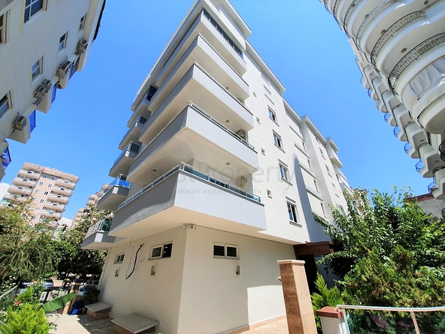 شقة غرفتين وصالة ضمن مجمع سكني في مهموتلار / الانيا 