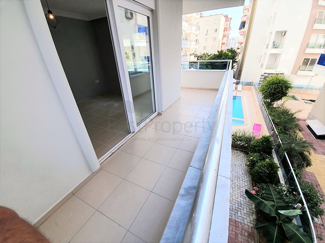 شقة غرفتين وصالة ضمن مجمع سكني في مهموتلار / الانيا 