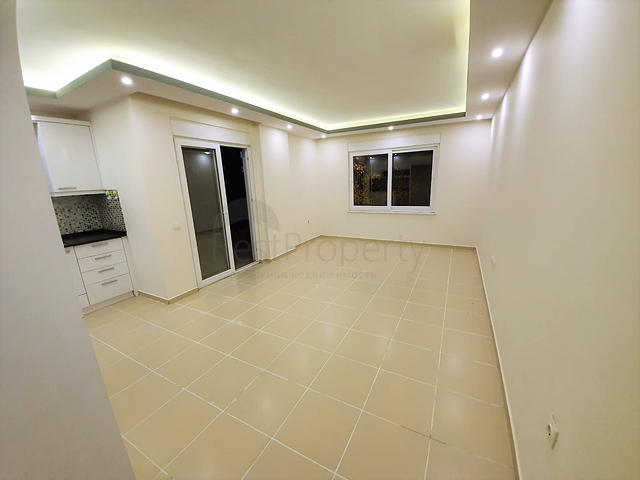 شقة غرفتين وصالة ضمن مجمع سكني في مهموتلار / الانيا 