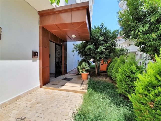 شقة غرفتين وصالة ضمن مجمع سكني في مهموتلار / الانيا 