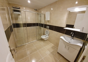 شقة غرفتين وصالة ضمن مجمع سكني في مهموتلار / الانيا 