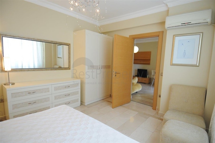 ضمن اشهر مجمعات الانيا - شقة مفروشة غرفتين وصالة 