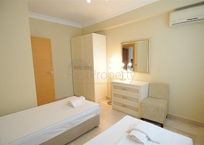 ضمن اشهر مجمعات الانيا - شقة مفروشة غرفتين وصالة 