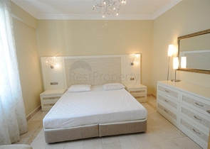 ضمن اشهر مجمعات الانيا - شقة مفروشة غرفتين وصالة 