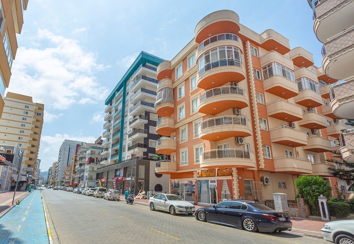 شقة تصميم غرفتين وصالة - مؤثثة - ضمن مجمع سكني في مهموتلار / الانيا 