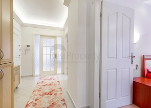 شقة تصميم غرفتين وصالة - مؤثثة - ضمن مجمع سكني في مهموتلار / الانيا 