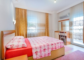 شقة تصميم غرفتين وصالة - مؤثثة - ضمن مجمع سكني في مهموتلار / الانيا 