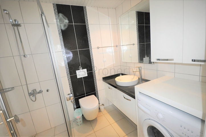 اطلالة بحر مباشرة - غرفتين وصالة ضمن مجمع سكني في كاستل / الانيا 