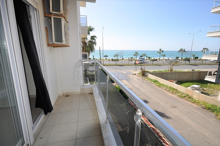 اطلالة بحر مباشرة - غرفتين وصالة ضمن مجمع سكني في كاستل / الانيا 