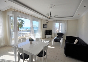 اطلالة بحر مباشرة - غرفتين وصالة ضمن مجمع سكني في كاستل / الانيا 