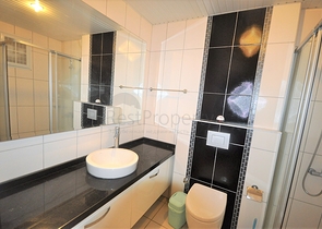 اطلالة بحر مباشرة - غرفتين وصالة ضمن مجمع سكني في كاستل / الانيا 