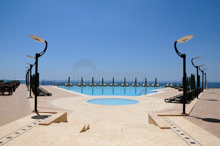 شقة غرفتين وصالة ضمن مجمع نطام فندقي في الانيا 