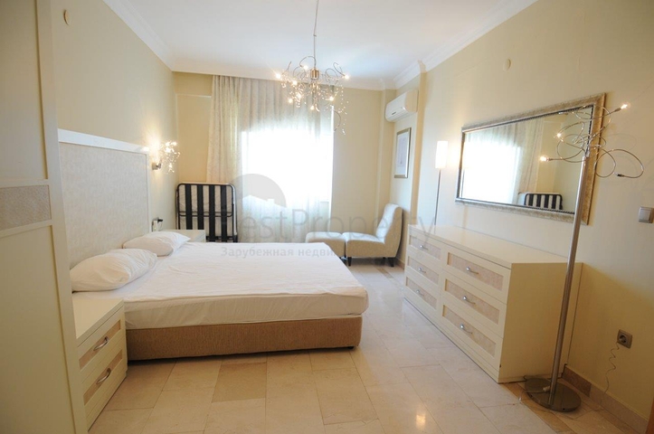 شقة غرفتين وصالة ضمن مجمع نطام فندقي في الانيا 