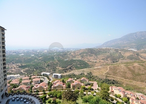 شقة غرفتين وصالة ضمن مجمع نطام فندقي في الانيا 