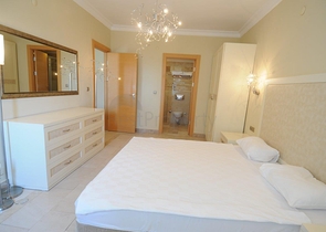 شقة غرفتين وصالة ضمن مجمع نطام فندقي في الانيا 