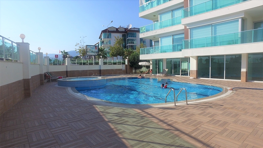 اول خط على البحر - شقة مفروشة غرفة وصالة في كاستل / الانيا 