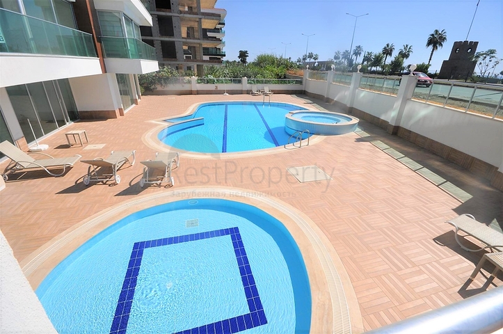 اول خط على البحر - شقة مفروشة غرفة وصالة في كاستل / الانيا 