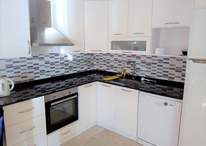 اول خط على البحر - شقة مفروشة غرفة وصالة في كاستل / الانيا 