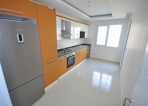 شقة غرفتين وصالة بمطبخ منفصل ضمن مجمع حديث في مهموتلار / الانيا 