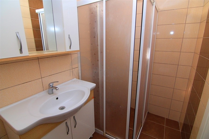 شقة غرفة وصالة مفروشة في مهموتلار / الانيا 