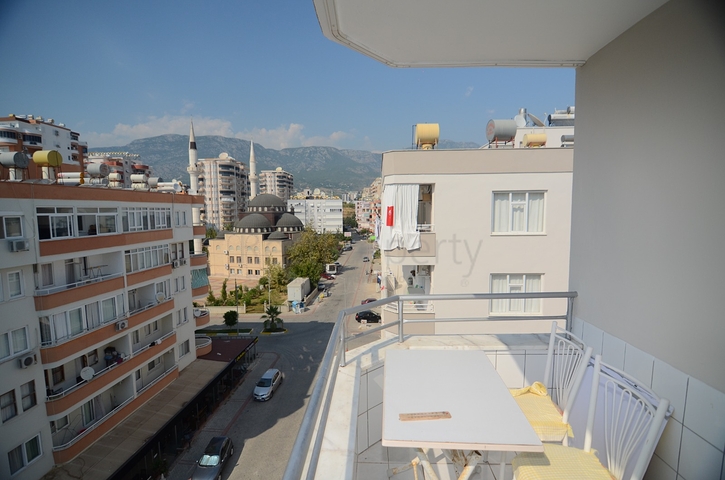 شقة غرفة نوم وصالة بسعر اقتصادي في مهموتلار / الانيا 