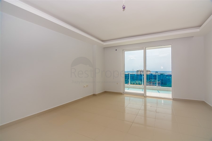 شقة غرفة وصالة ضمن مجمع سكني في مهموتلار / الانيا 