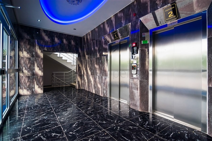 شقة غرفة وصالة ضمن مجمع سكني في مهموتلار / الانيا 