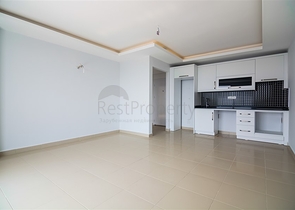 شقة غرفة وصالة ضمن مجمع سكني في مهموتلار / الانيا 