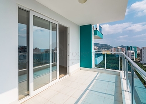 شقة غرفة وصالة ضمن مجمع سكني في مهموتلار / الانيا 