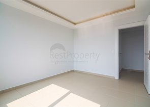 شقة غرفة وصالة ضمن مجمع سكني في مهموتلار / الانيا 