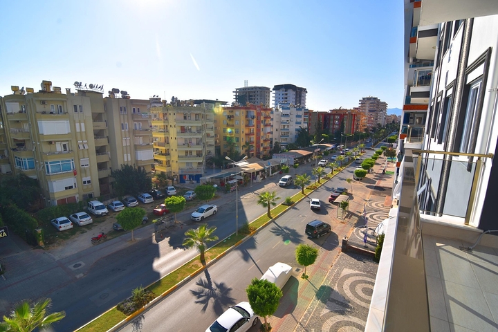 شقة غرفتين وصالة مفروشة ضمن مجمع سكني في مهموتلار / الانيا 