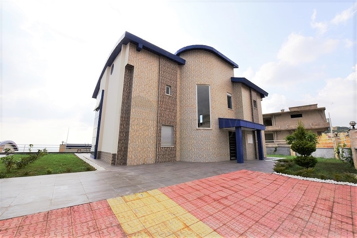 فيلا مستقلة مع مسبح خاص في كارجي جاك / الانيا 