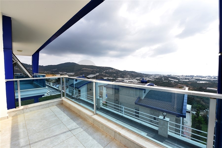 فيلا مستقلة مع مسبح خاص في كارجي جاك / الانيا 