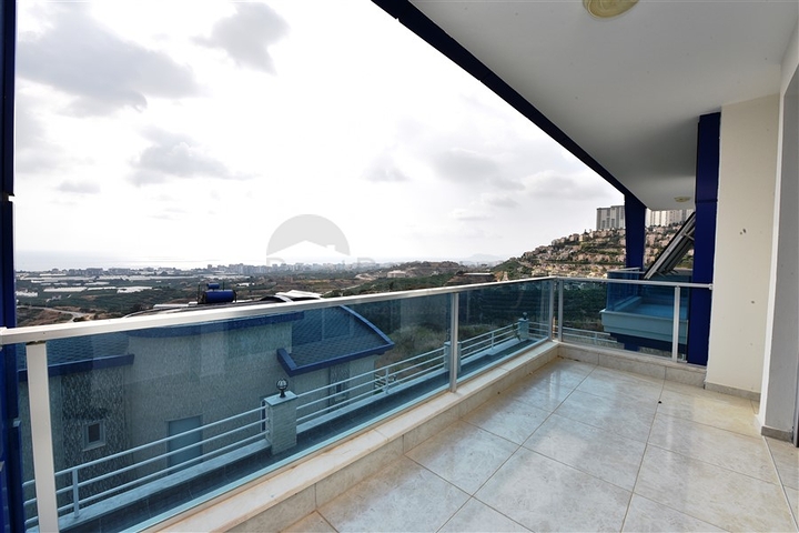 فيلا مستقلة مع مسبح خاص في كارجي جاك / الانيا 