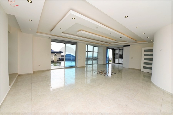 فيلا مستقلة مع مسبح خاص في كارجي جاك / الانيا 