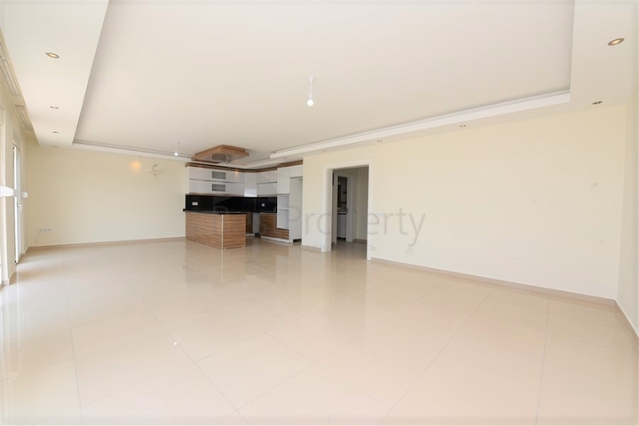 شقة دوبلكس ثلاث غرف نوم وصالة في مهموتلار / الانيا 