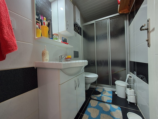 شقة اقتصادية ضمن منطقة حيوية في مهموتلار / الانيا 