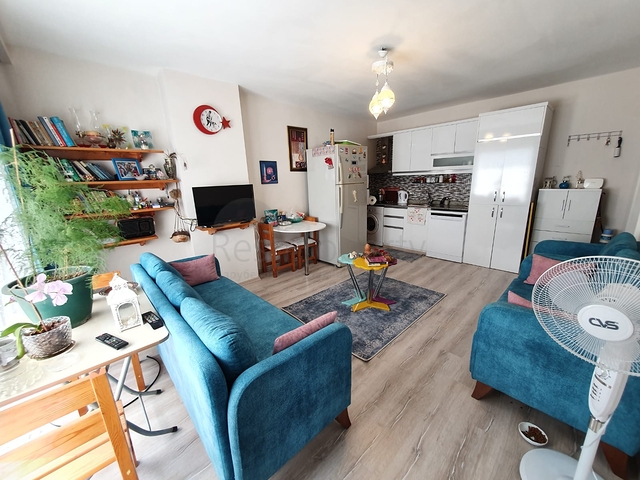 شقة اقتصادية ضمن منطقة حيوية في مهموتلار / الانيا 