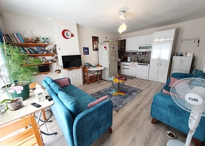 شقة اقتصادية ضمن منطقة حيوية في مهموتلار / الانيا 